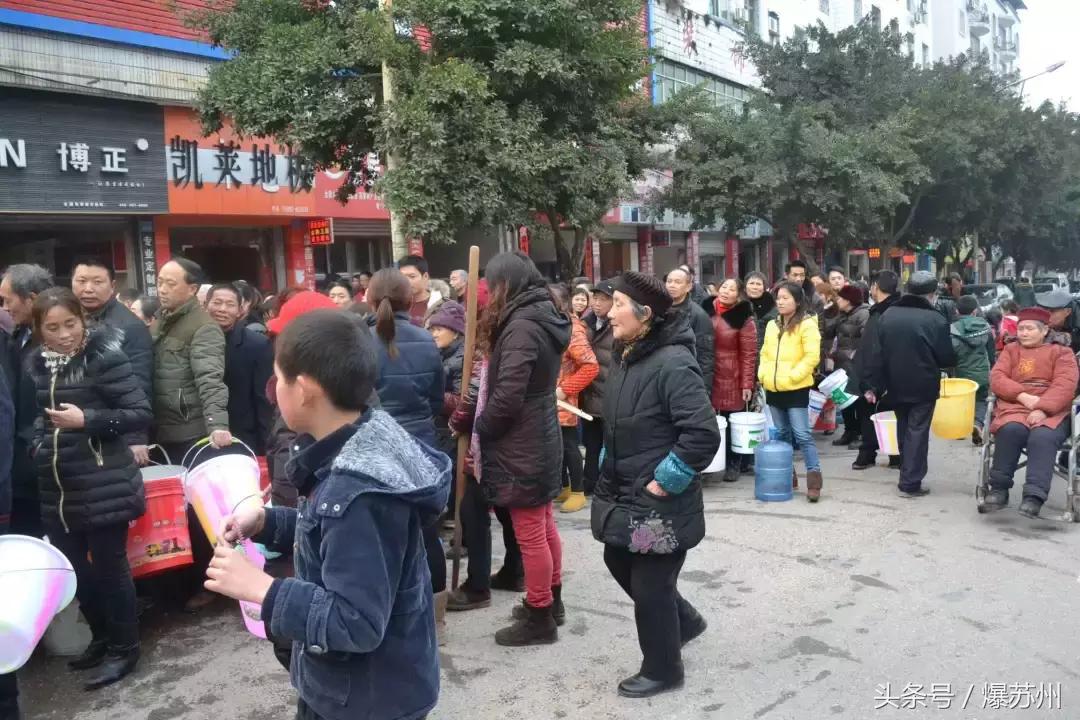 这份昆山百事通讯录，让你知道什么叫“一个电话解决所有问题”