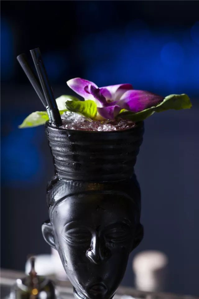 一家距离西湖仅隔2公里的治愈系清吧，六杯关于生活与爱的鸡尾酒