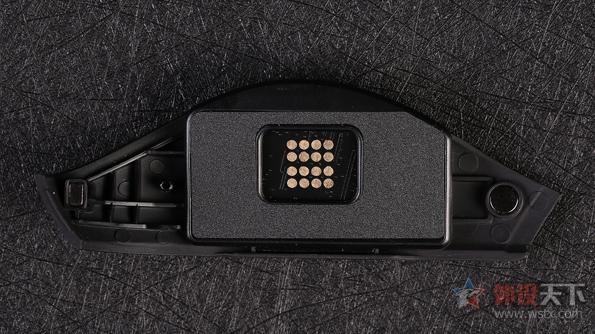 雷蛇那伽梵蛇进化,雷蛇巴塞利斯蛇终极版鼠标测评