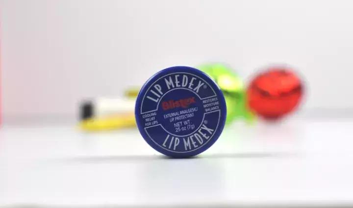 素颜必备的8款变色润唇膏,嘴唇干燥用什么润唇膏最好