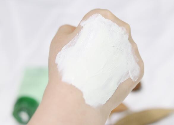 冬天敷面膜超冷！这几款超平价的面膜告诉你什么叫肤如凝脂