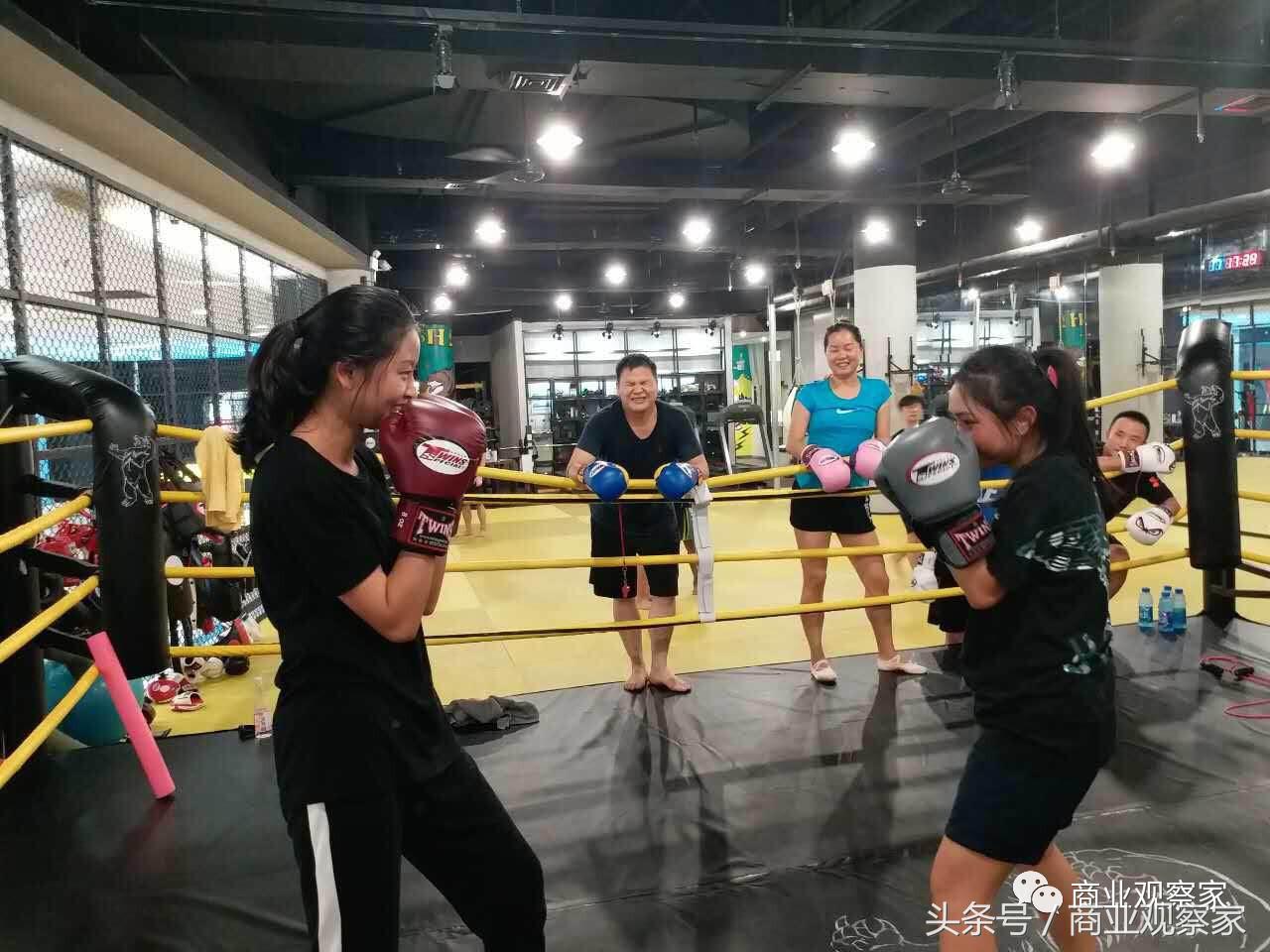 家乐福的零售业态,家乐福是什么商场