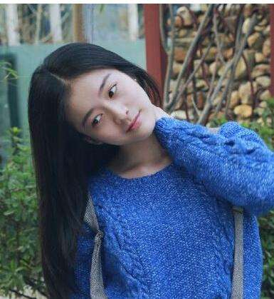 张雪迎气质婉约娇艳靓丽甜美灵动,张雪迎机场清爽造型少女感十足