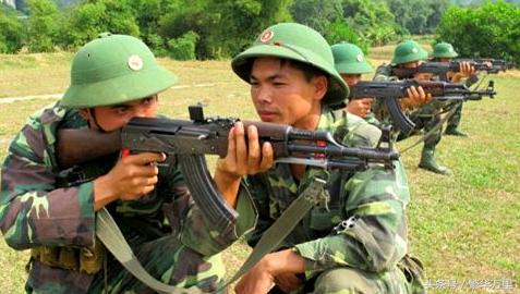 盘点中国军队最新型步兵装备,中国现代重甲兵单兵装备