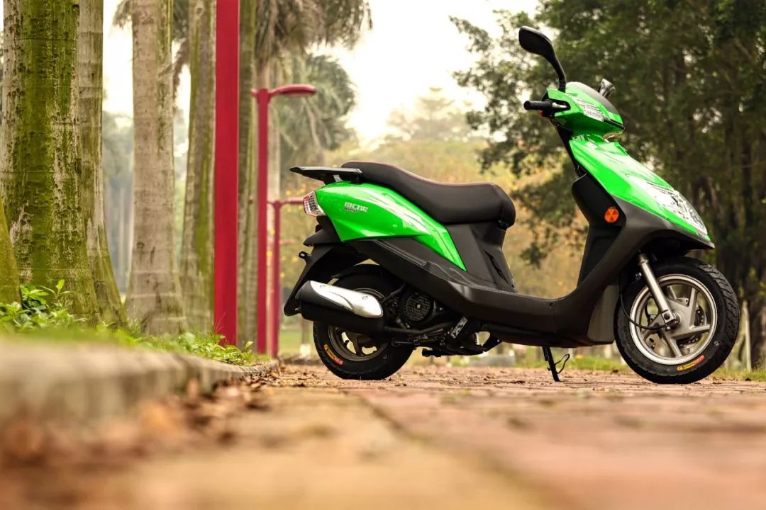 测评各款踏板摩托车,评测踏板