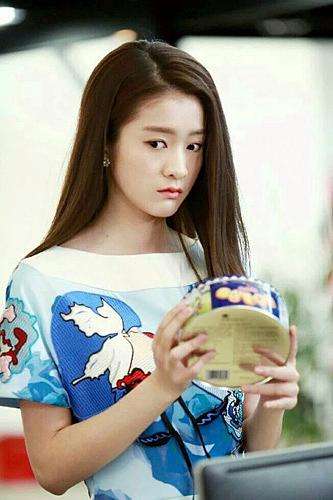 张雪迎灵动优雅又甜又美,怎么会有如此美丽动人的女孩子