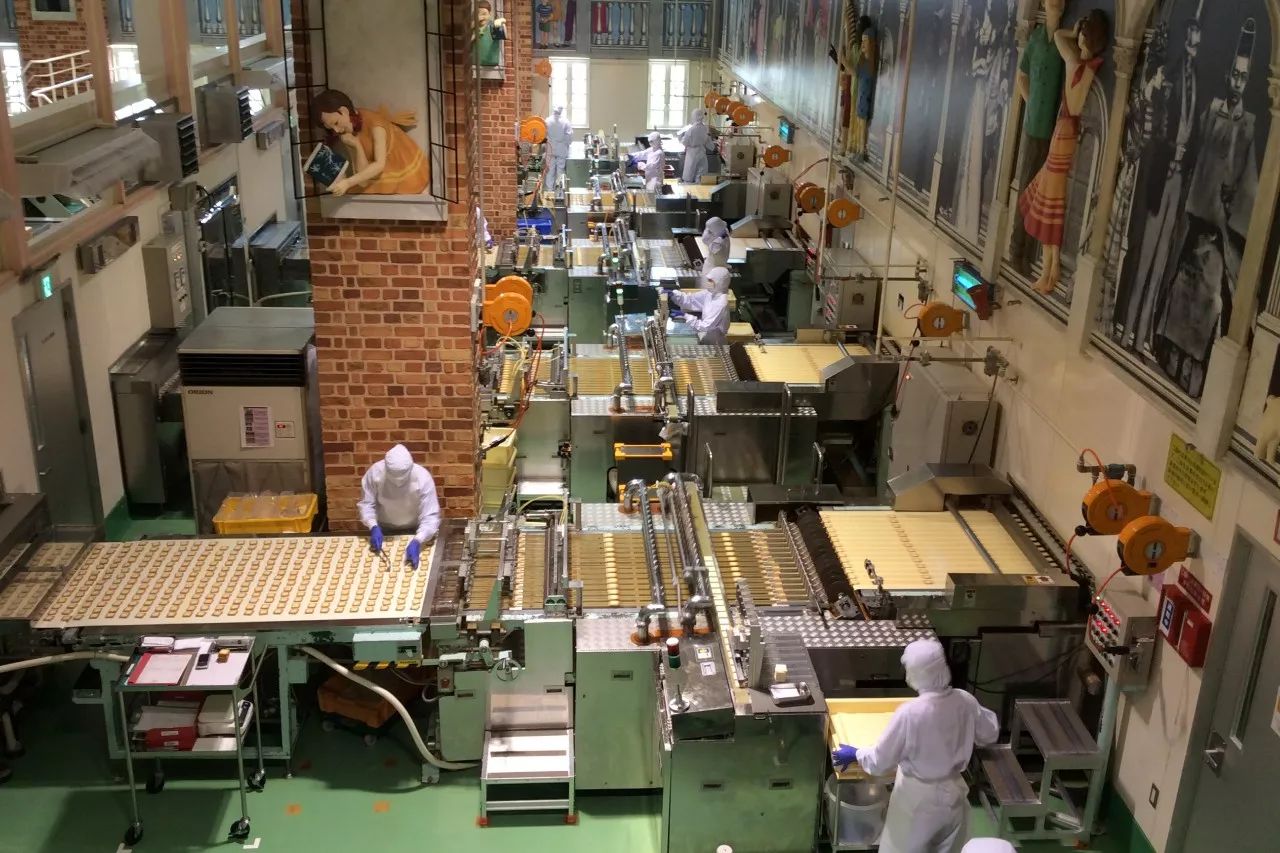 一年卖十亿的糕点,一年卖出3亿张饼的视频