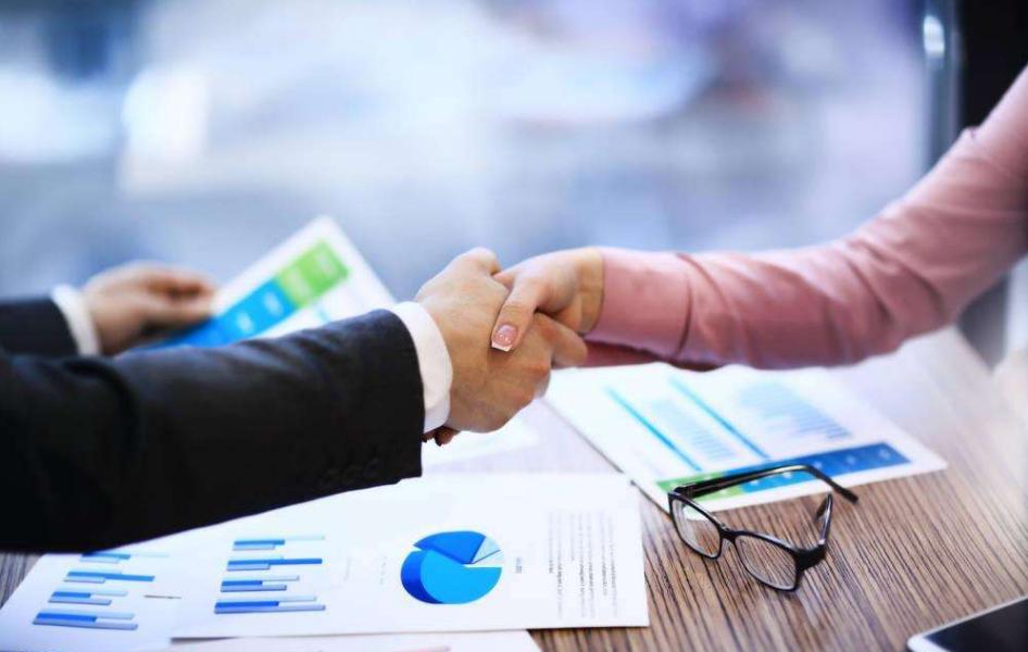 商品期货交易是怎么操作的,商品期货的玩法