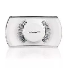 睫毛对妆容的重要性,睫毛对人的影响