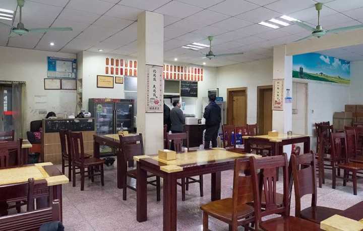 肉蟹煲最正宗的来自哪里,哪的肉蟹煲最好吃