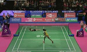 羽毛球单打一个人的战术,羽毛球业余打法和技巧