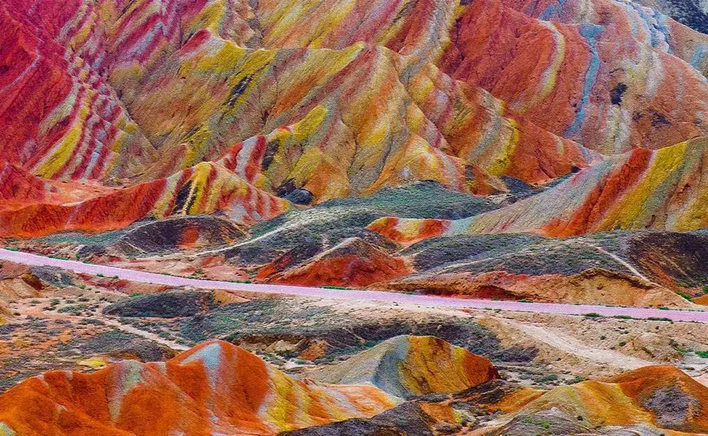 国内最值得自驾的7条绝美路线,自驾21条经典路线图