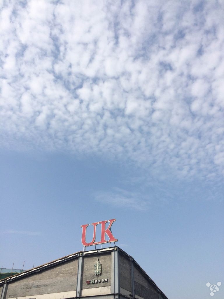 iphonese一代使用一天,iphonese一代日常使用