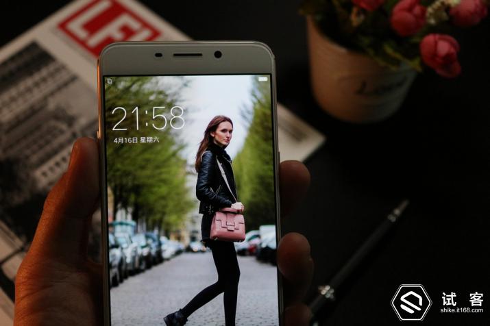 oppor9双引擎闪充,oppor9测评打游戏