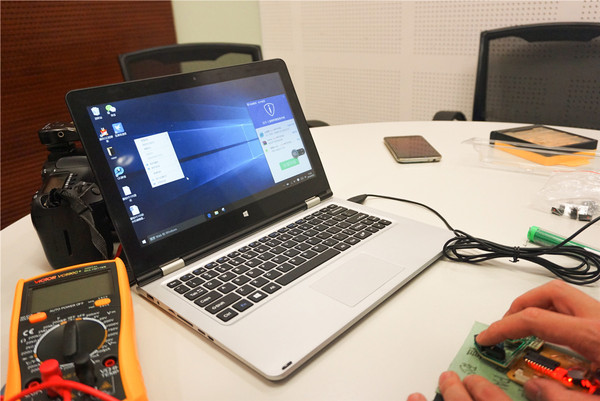 如何快速练习鼠标使用,罗技鼠标换微动教程