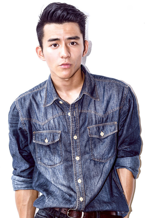 陈赫郑恺大学时期照片,郑恺和陈赫的同班同学名单