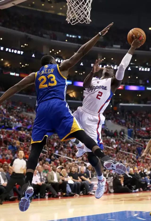 追梦格林童话球鞋,追梦格林的球鞋品牌叫什么