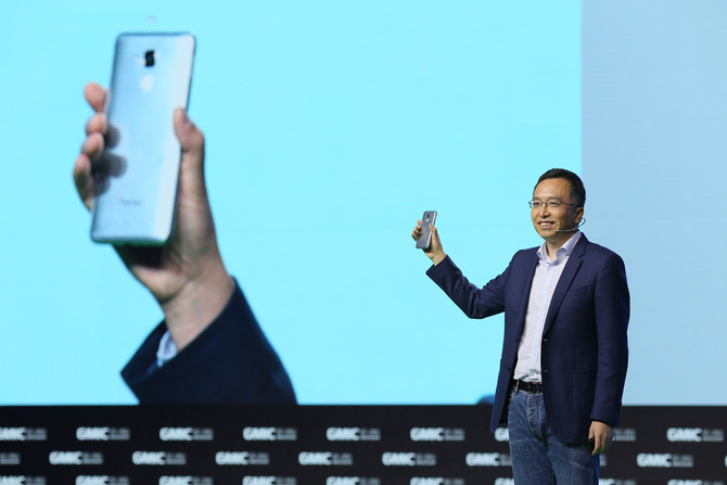 荣耀畅玩5c麒麟,荣耀畅玩6x视频评测