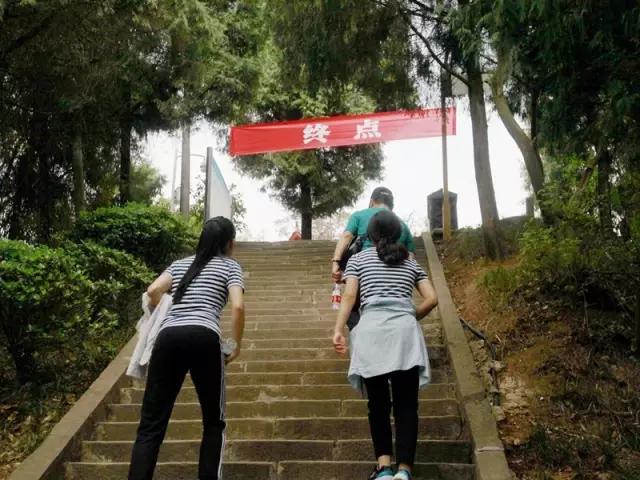 巴中市直机关庆五一,巴中职工趣味运动会