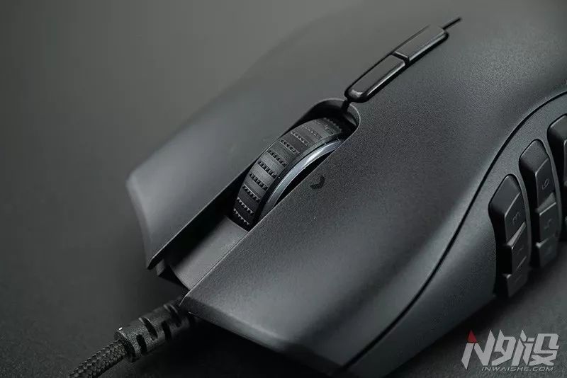 雷蛇那伽梵蛇进化版拆解,razer那伽梵蛇v2专业版