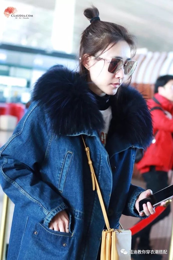 明星*服私**｜李宇春王丽坤吴昕机场*服私**，活动*服私**搭配