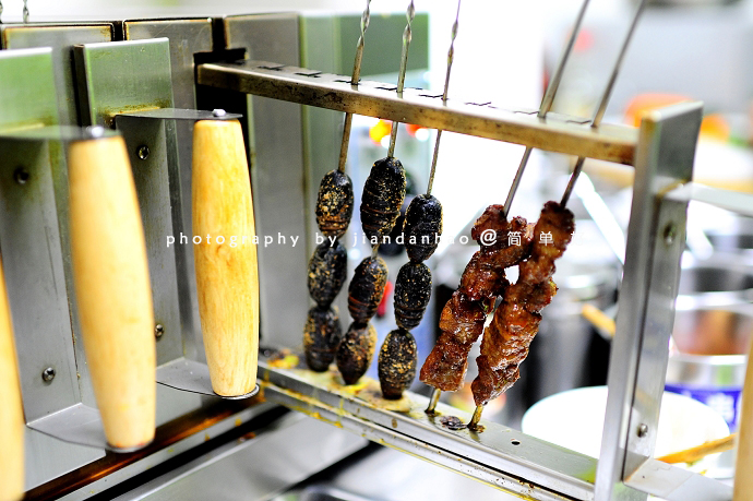 抚顺最好的麻辣拌串,抚顺风靡特色小吃麻辣拌