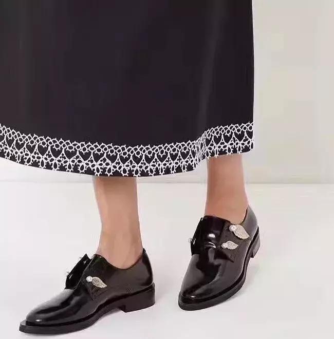 看珍珠鞋如何完胜一众黑靴！RacheleLouisa年终惊喜特惠