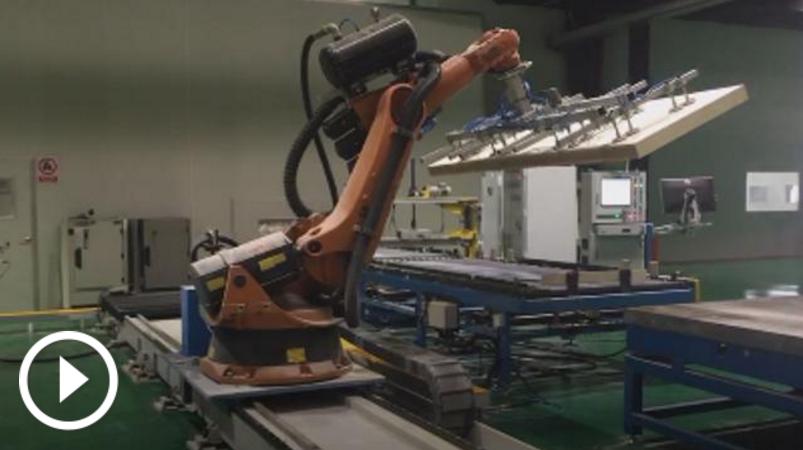 市委十三届五次全会即将召开，李小敏书记带队到重大项目现场观摩