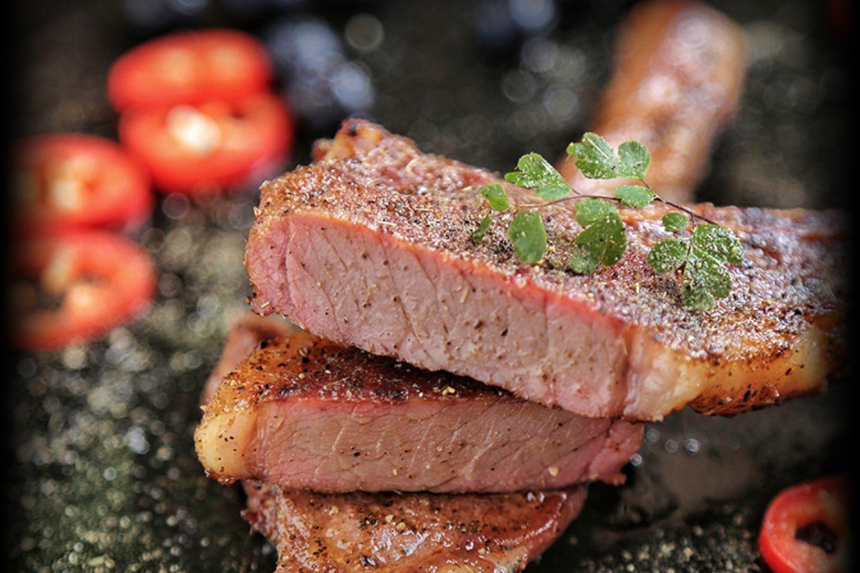 海外拼命开店，天猫狂卖“微火锅”，小尾羊能逆袭吗？