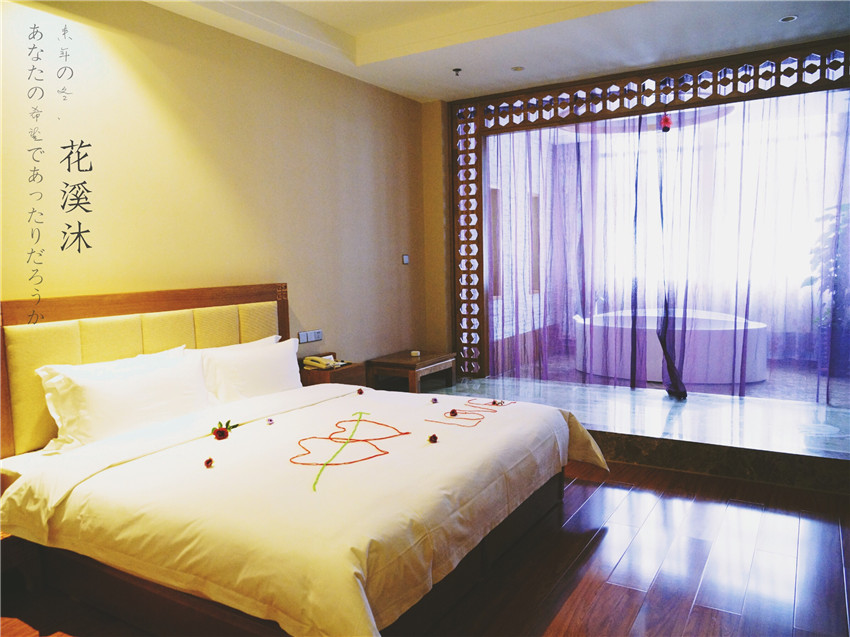 你以为来到了马尔代夫?这里是冰火两重天的花溪沐温泉酒店