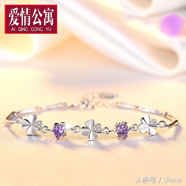 女孩子会想要的新年礼物饰品篇,元旦送什么礼物给女朋友更有意义