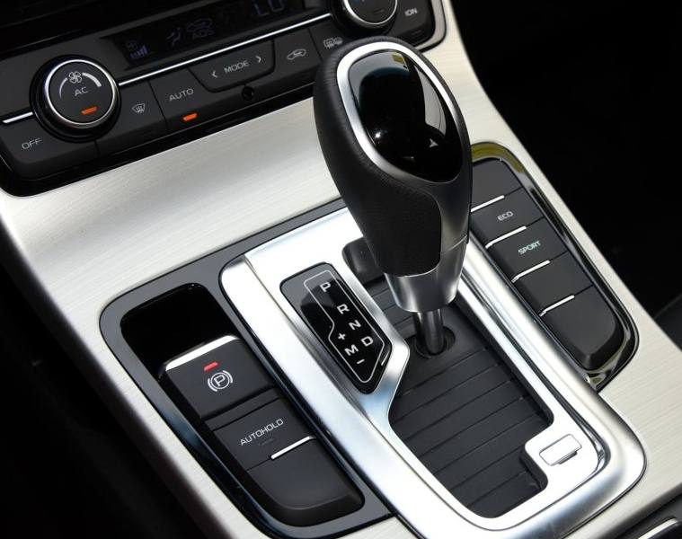 入手1.3t帝豪gl17年7万公里二手车,吉利帝豪gl自动挡1.4t实际油耗