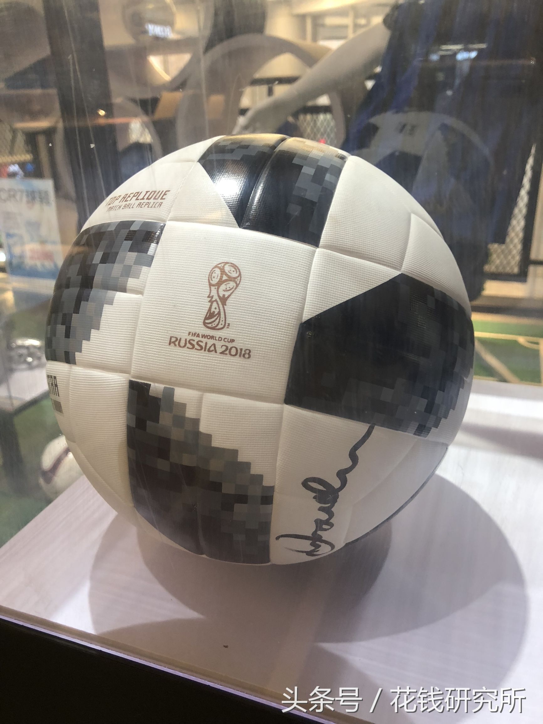 曼联苏宁,曼联vs格拉纳达球迷进场