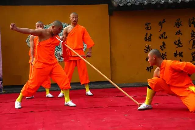 少林小子李连杰几岁,李连杰小时候在少林寺