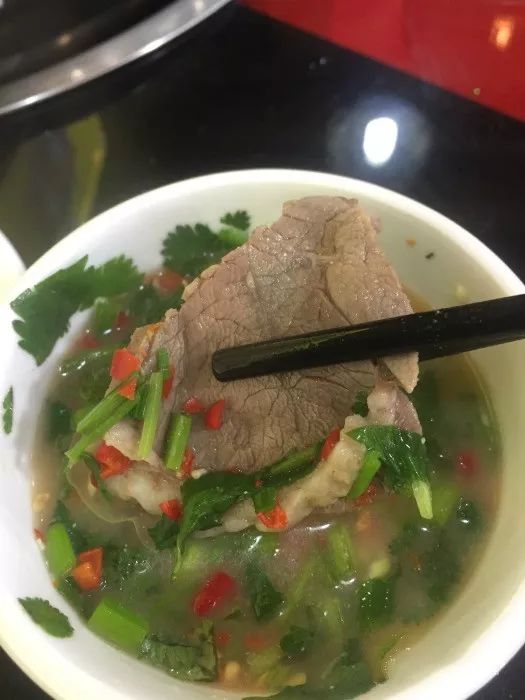 这条美食老店众多的成都小街，竟是《芳华》原型地，主角瘦真不科学