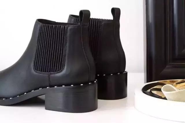 适合小姑娘的靴子20到25岁,男士雪地靴加绒加厚保暖防寒靴子