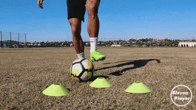 足球12种基本训练内容,足球训练技巧及分析