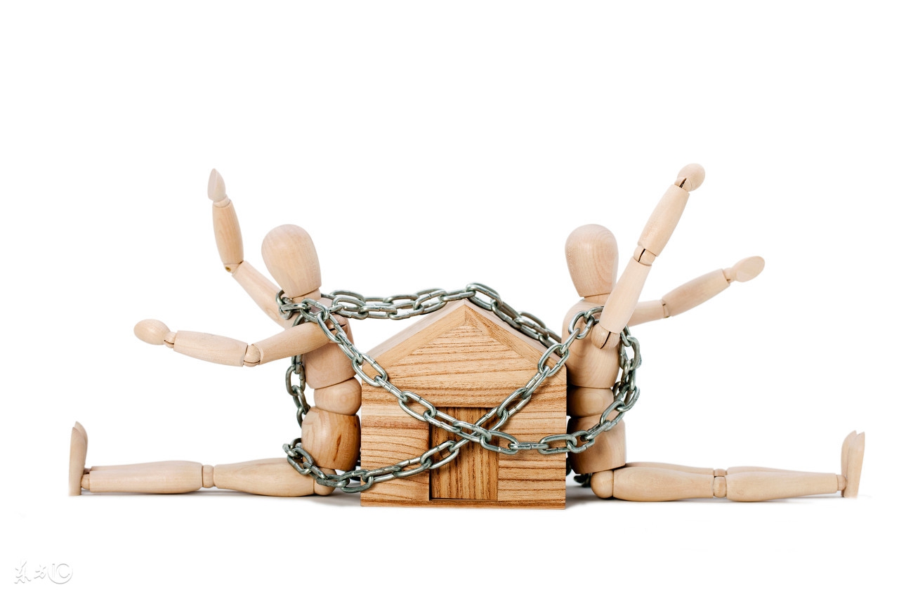 摸摸口袋，看看钱包，依然，空空如也，唯一得到的财富——回忆