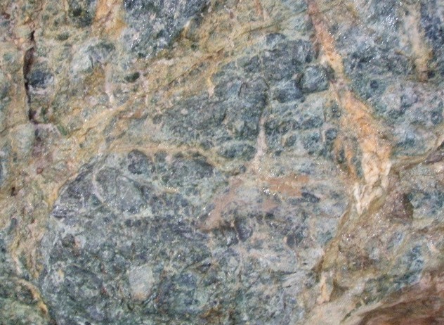 收破烂小伙得一千万,收破烂小伙买石头