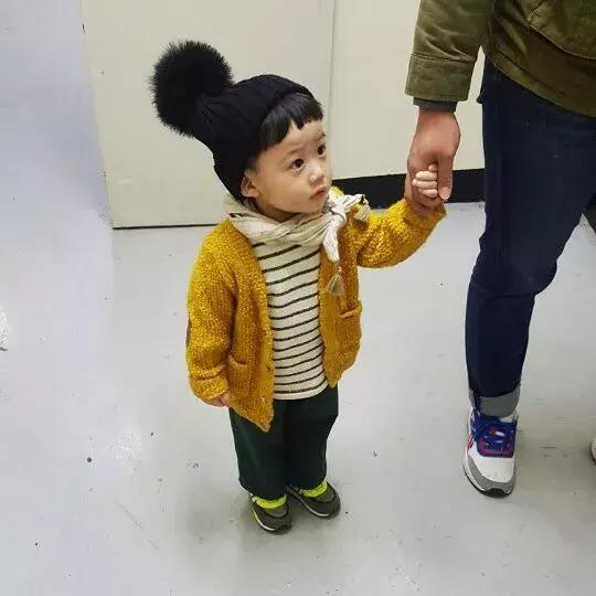冬季男宝宝整套潮流穿搭,最新春夏韩系男孩穿搭