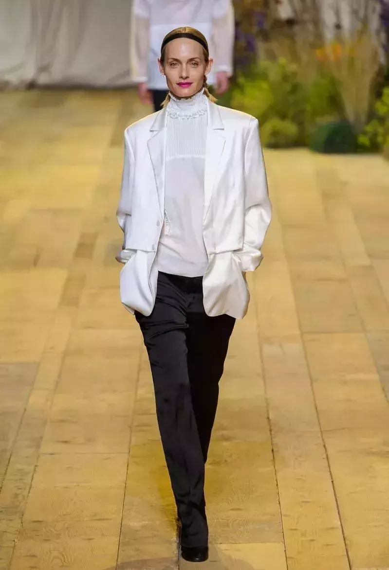 好看的发型一刀切,好看的各种各样的发型