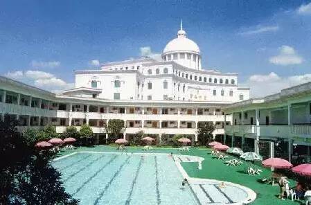 昆明室内游泳馆攻略,昆明世纪金源游泳馆收费多少钱