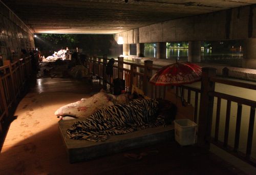 寄居三板桥底打工仔阿貌的一天