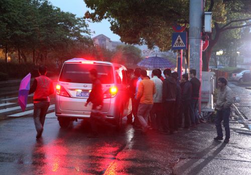 寄居三板桥底打工仔阿貌的一天