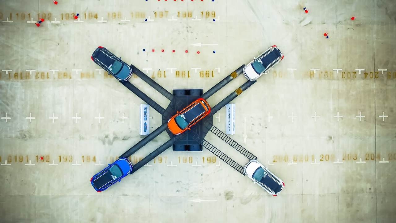 动静原来是这样搞大的!临海基地体验吉利帝豪GS