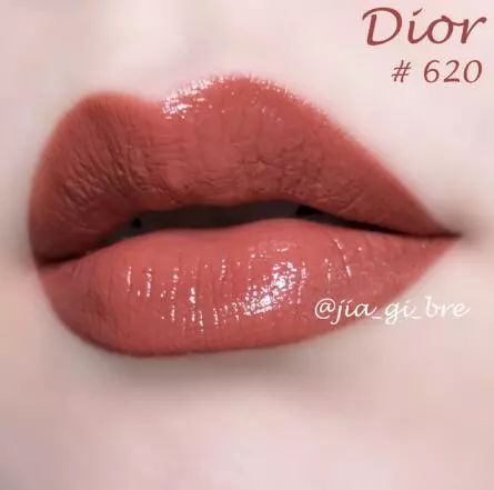 网红产品哪家强？55达人来帮忙！真诚不套路的试色，让你找对网红美妆的正确方式！