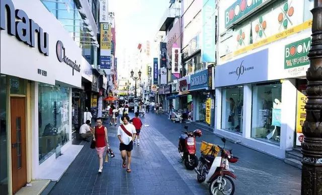 恋与制作人伴你身边,恋与制作人在你身边选谁比较好