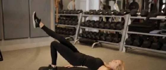 产后怎样减掉臀部的肉,跑步可以减掉臀部的肉吗