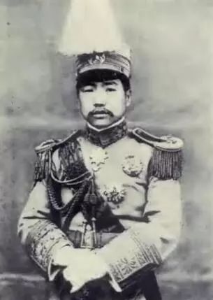 护法运动与靖国军的关系,护法运动和护国战争