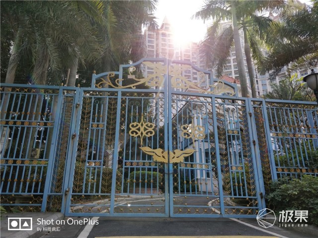 资深极客上手一加5T，顺便给你聊聊它的前世今生